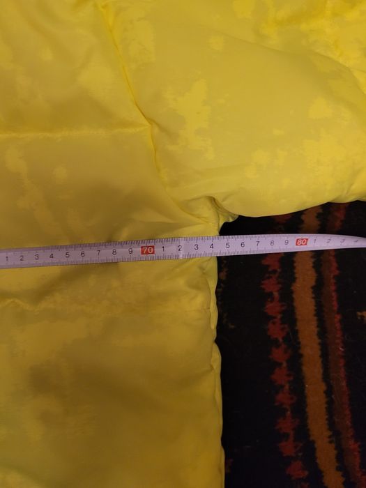 Duża męska kurtka jak robocza w odblaskowym fluorescencyjnym kolorze