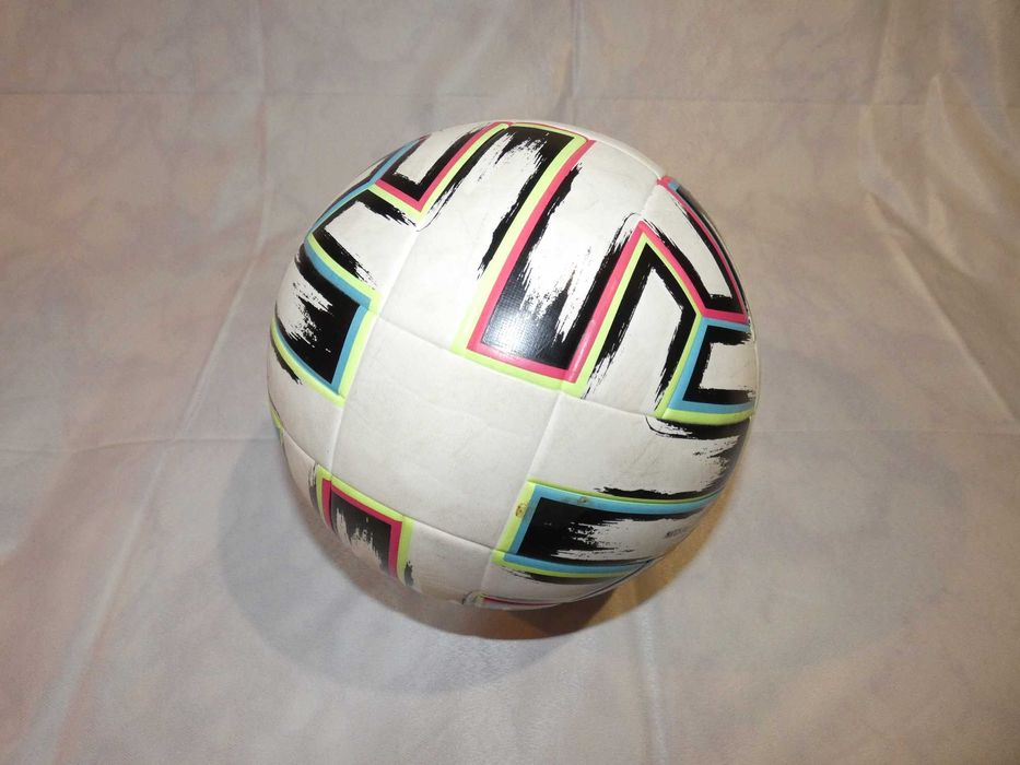 Сувенірний м'яч UEFA EURO-2020 (не б/у) Adidas Uniforia FH7339