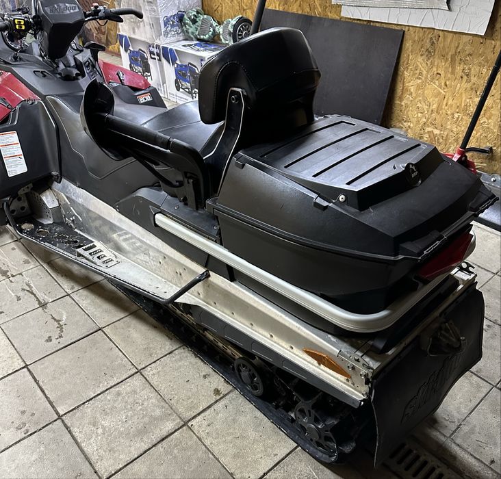 Снегоход BRP в хорошем состояни.