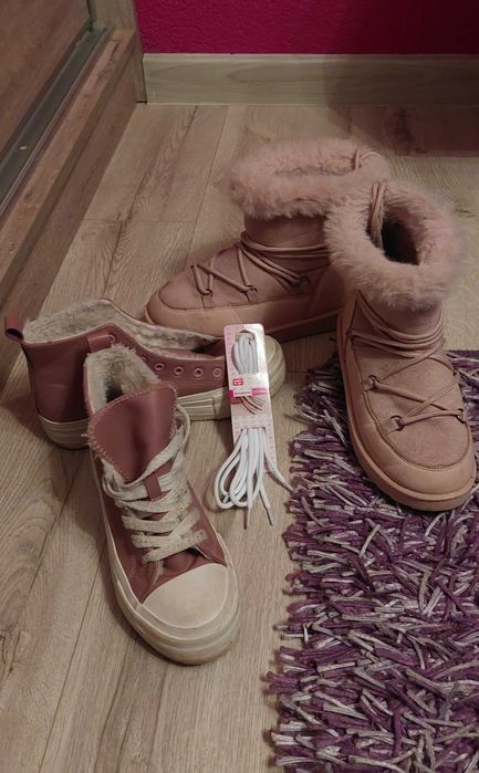Buty dziewczęce lub damskie