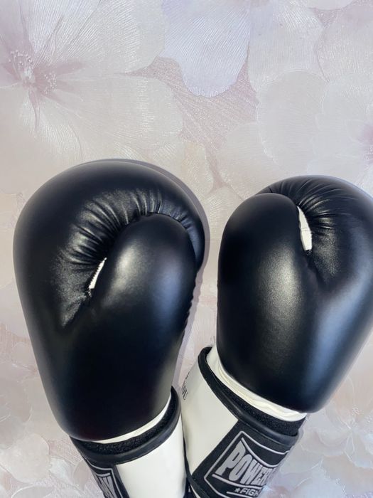 Перчатки боксерские