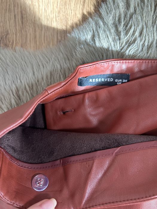 Spódnica z imitacji skóry Reserved