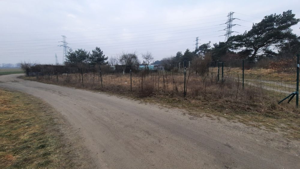 Działka rekreacyjna 330m2 Opole Ogrodzona