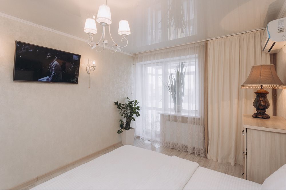 Подобово/погодинно двокімнатна квартира центр міста