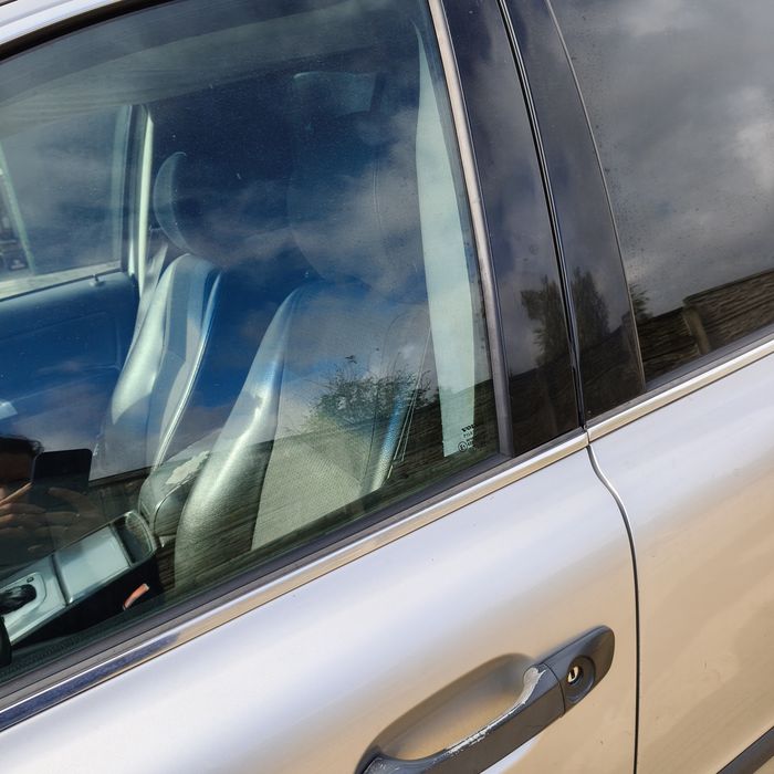 Samochód Volvo XC90 2003r. Gaz