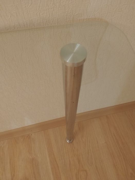 Стіл скляний 107×70