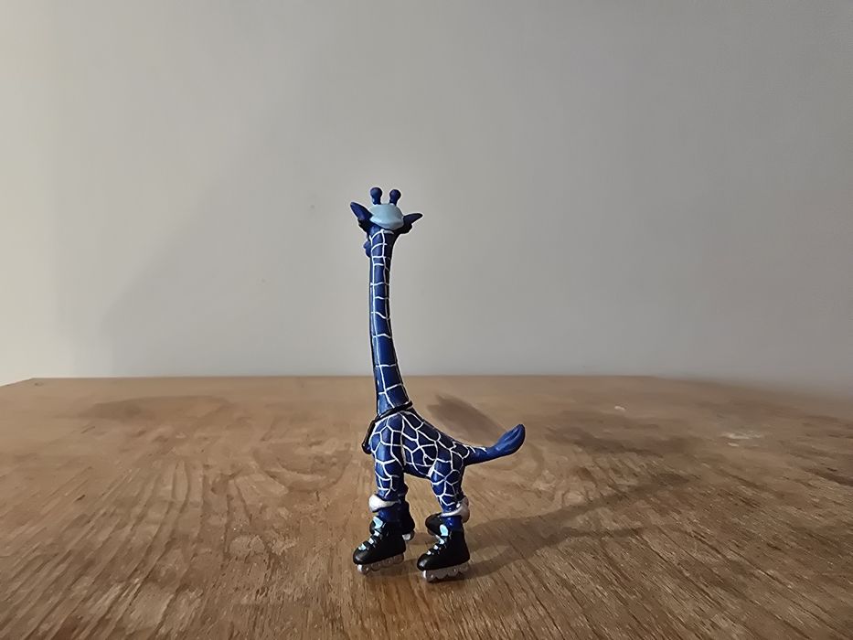 Schleich żyrafa Erika na rolkach figurka model wycofany