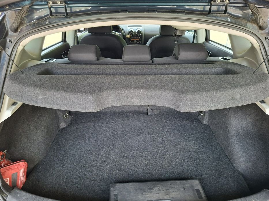 Nissan Qashqai 2.0 diesel napęd 4x4 wazne opłaty
