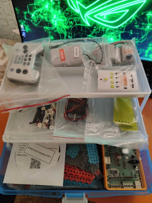 Електронний конструктор Роботрек МАЛЮК-2 на Arduino!!