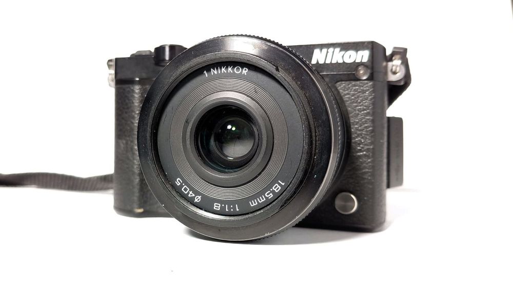 Câmara Nikon 1 J5