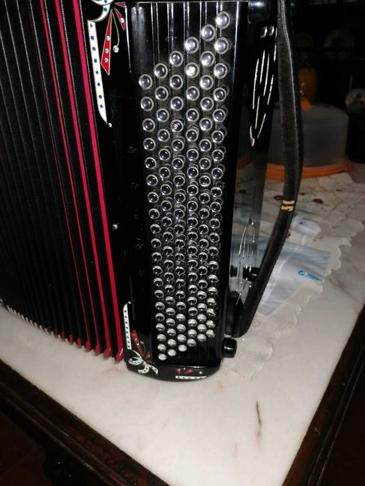 Acordeão eletrificado