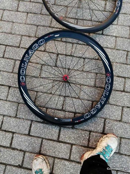 Jogo de Rodas em carbono Colnago