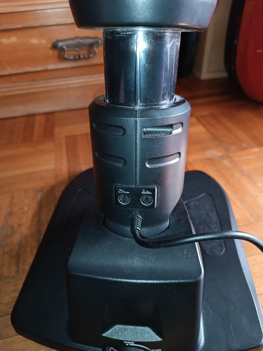 Volante Wild PlayStation com feedback