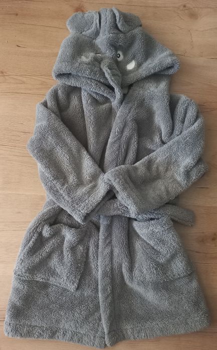 Szlafroczek słonik, miękki, przyjemy w dotyku, ciepły.