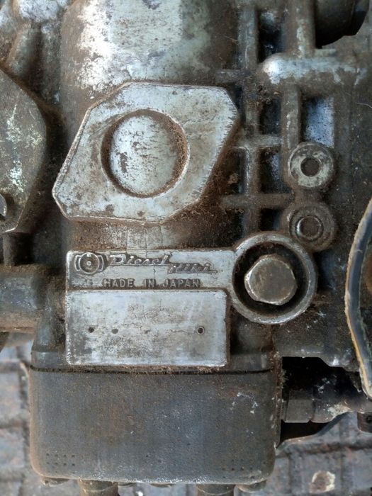 Топливный насос (ТНВД) МАЗДА 626 2.D 1986год