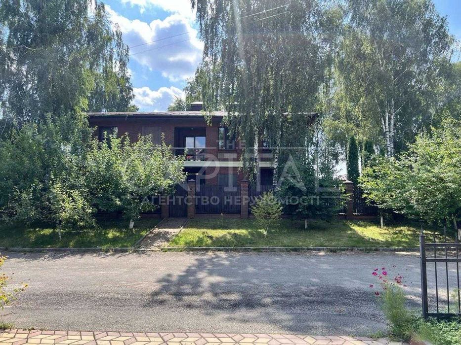 Продаж / Будинок / 299 м2 / Святошинський р-н / шос. Берестейське
