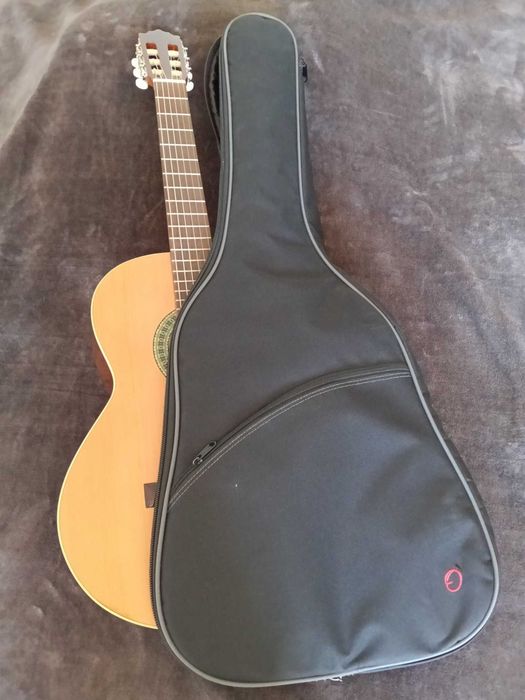 Violão Paco Castillo 201 + Bag