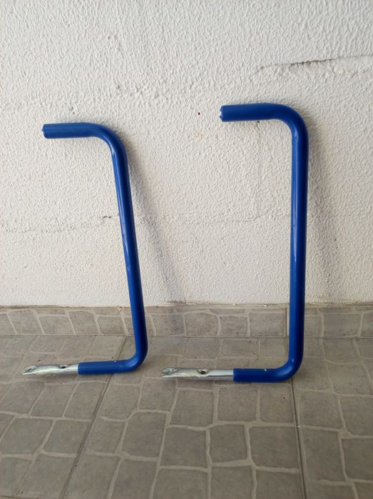 2 suportes para bicicleta