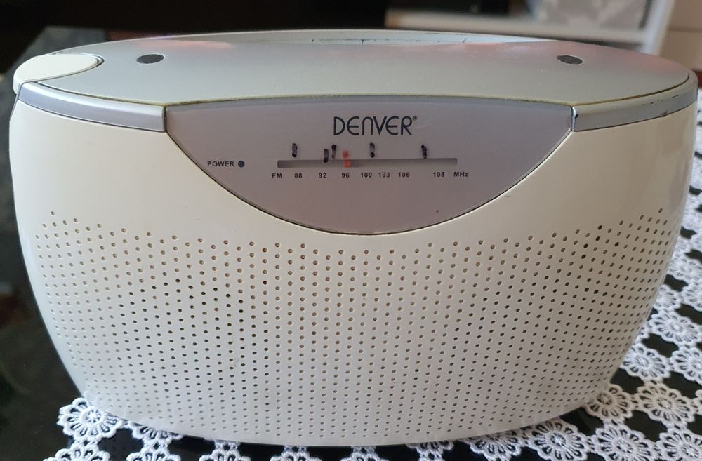Przenośne Radio DENVER