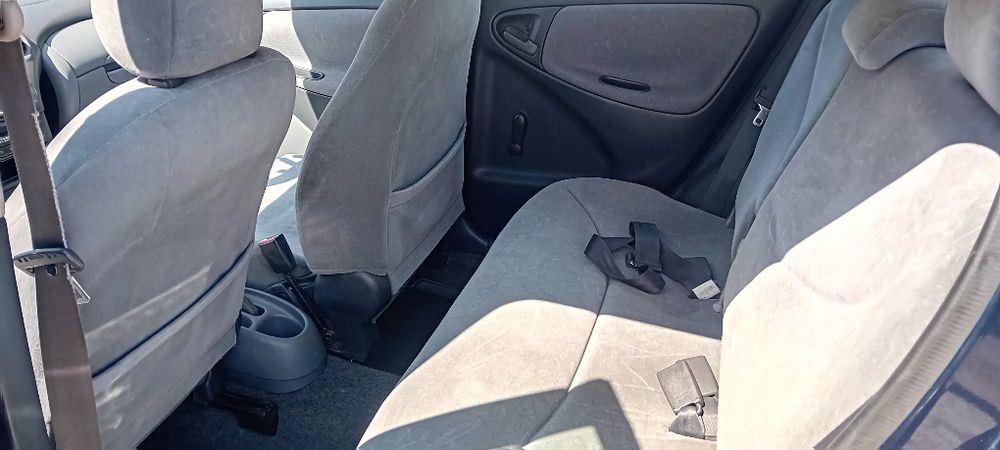 Toyota yaris 1.0 vvti 5p