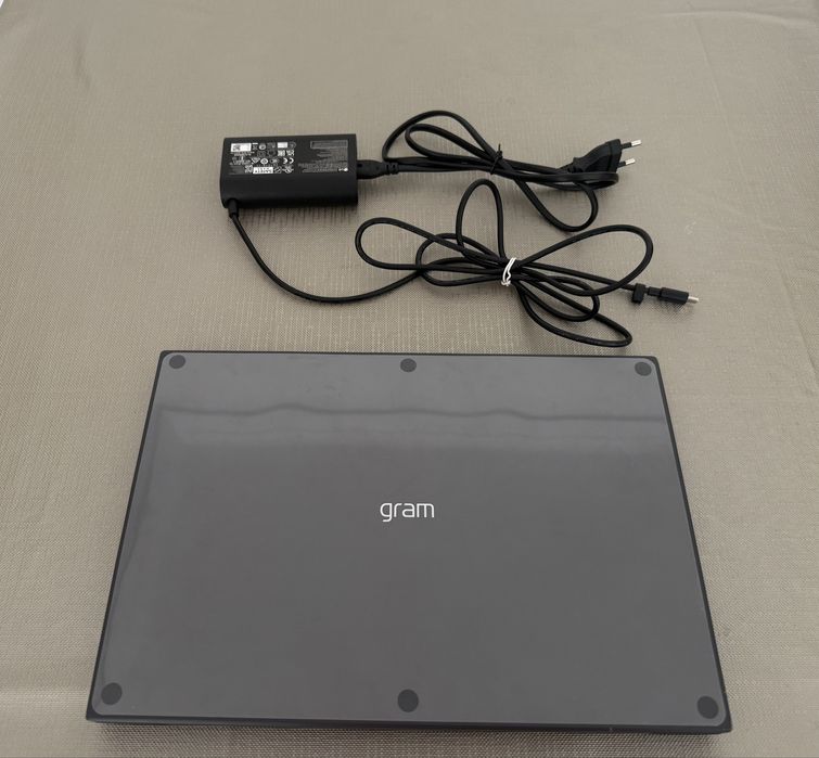 LG Gram 14” (1kg) - Estado de Novo - Ultraportátil e Leve