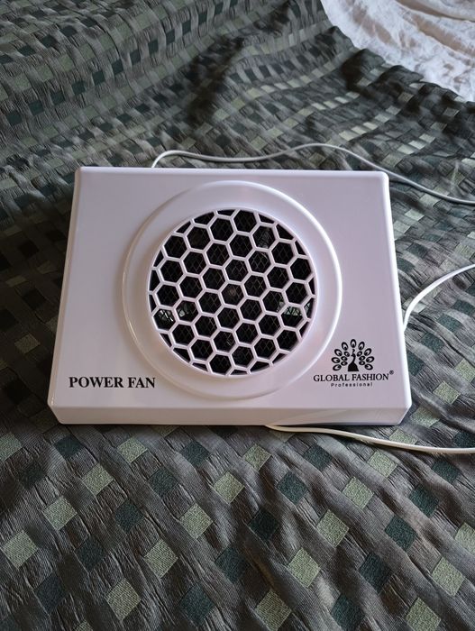 Вытяжка для маникюра