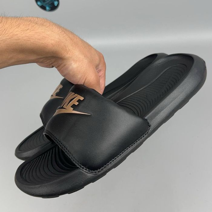 Тапки Nike тапочки пляжные найк сандали сланцы босоножки шлепки