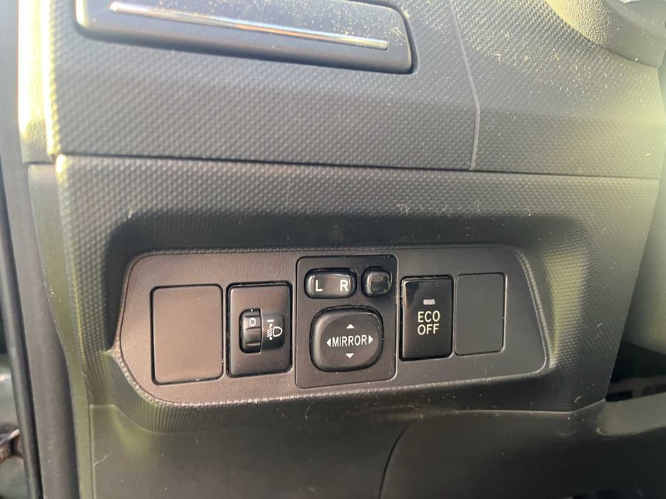 Toyota Auris 1.3vvti 2010