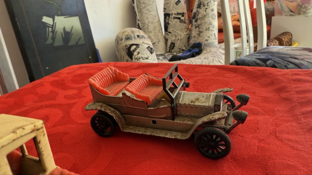 Carros miniatura vintage