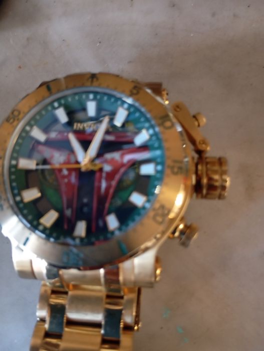 Vendo este relógio muito bonito bom estado a trabalhar muito bem
