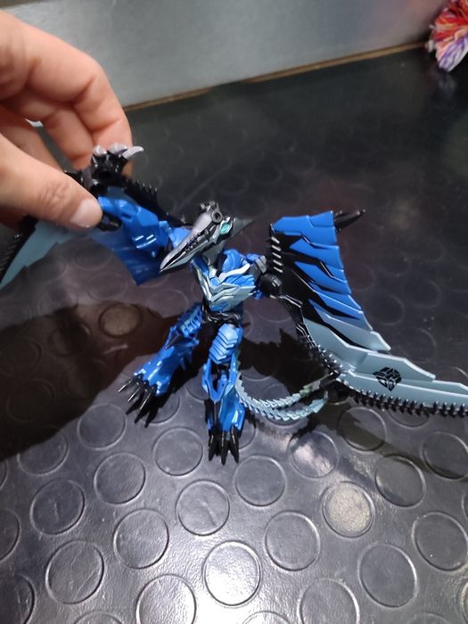 Transformers  boneco/carro