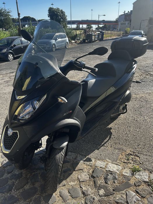 Piaggio mp3 300 2015