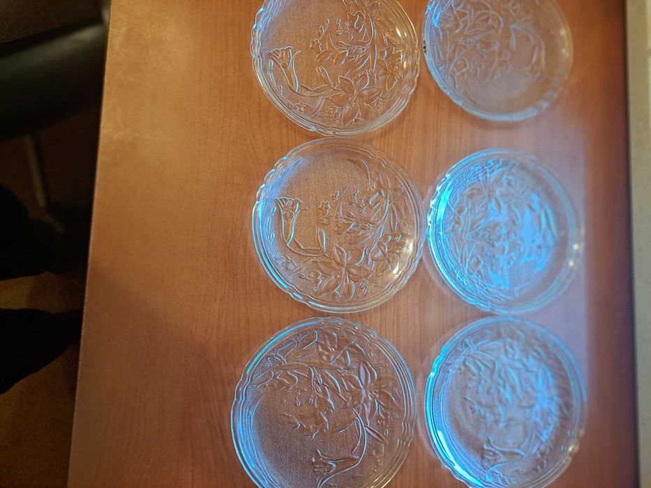 Zestaw talerzyków kryształowych szklanych