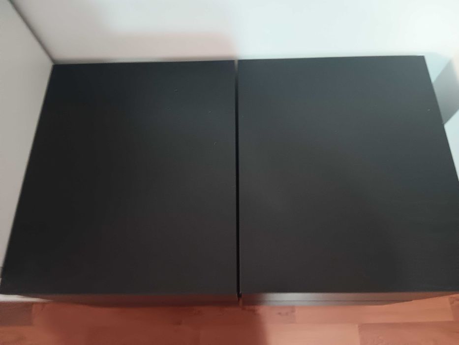 mesas de cabeceira ikea