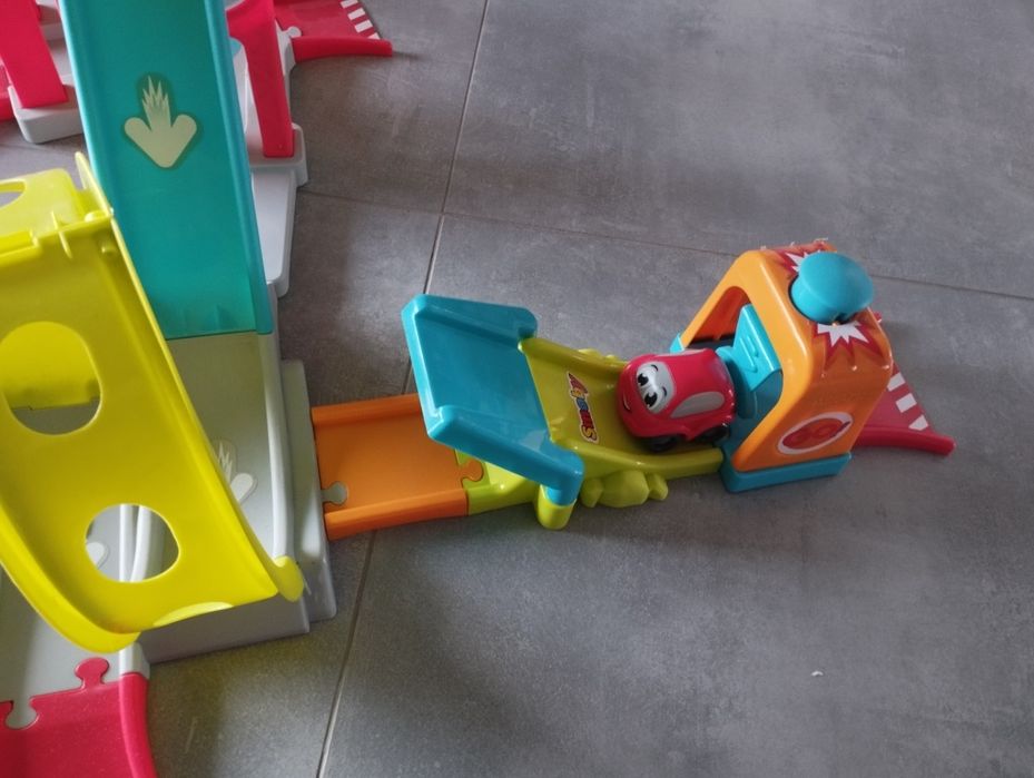 Tor samochodowy Smoby planet stan bdb