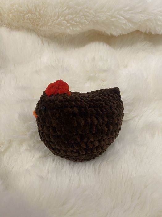 pluszowa kura na szydełku