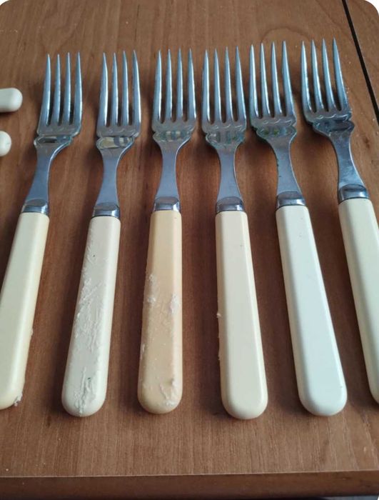 Angielskie posrebrzane sztućce