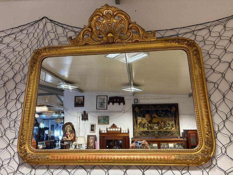 Velharias, Antiguidades, artigos de segunda-mão