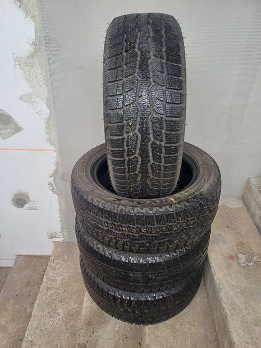 Харків! Продам комплект зимової шини, як нові. TOYO. 2022 р.в.