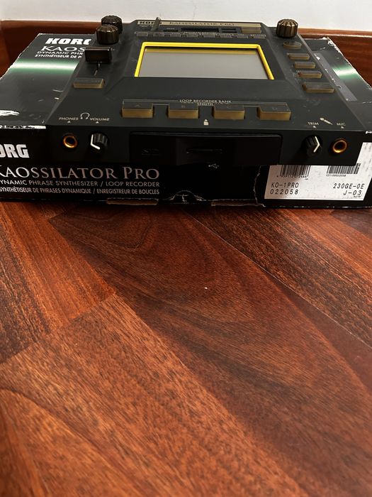 Gravador de loops e sintetizador