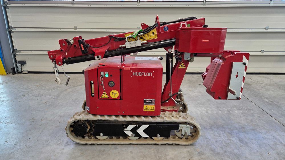 Mini żuraw Hoeflon C1 – kompaktowy, idealny do prac montażowych