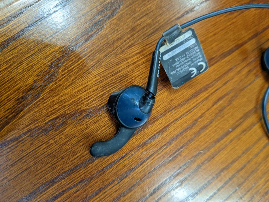 Безпровідні навушники Philips
