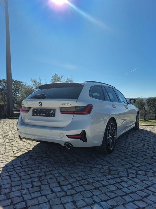 BMW 330e xDrive Touring 292cv | Garantia BMW Premium Selection