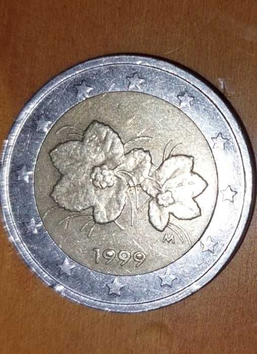 moeda de 2 euros  de 1999 da Finlândia rara com defeito