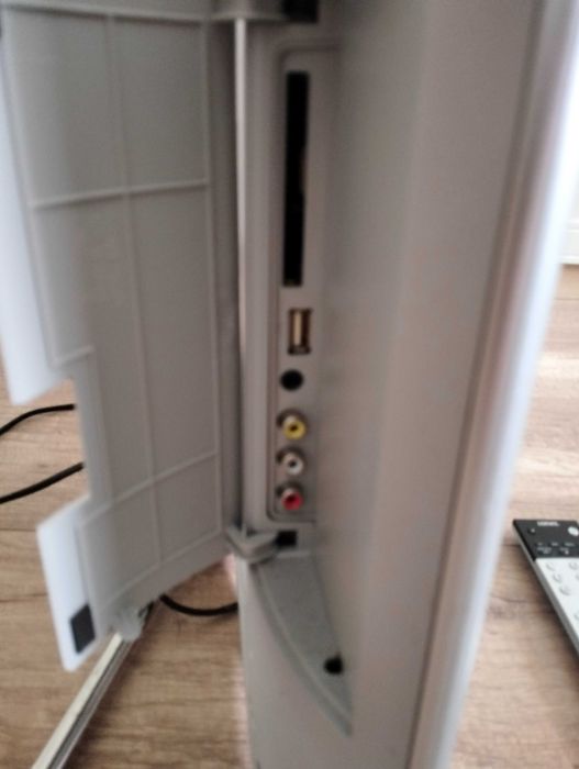 Telewizor Loewe 22 cali