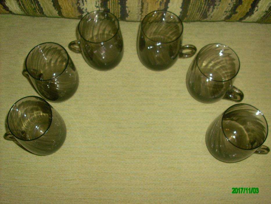 Продам набор бокальчиков в количестве 6 штук.