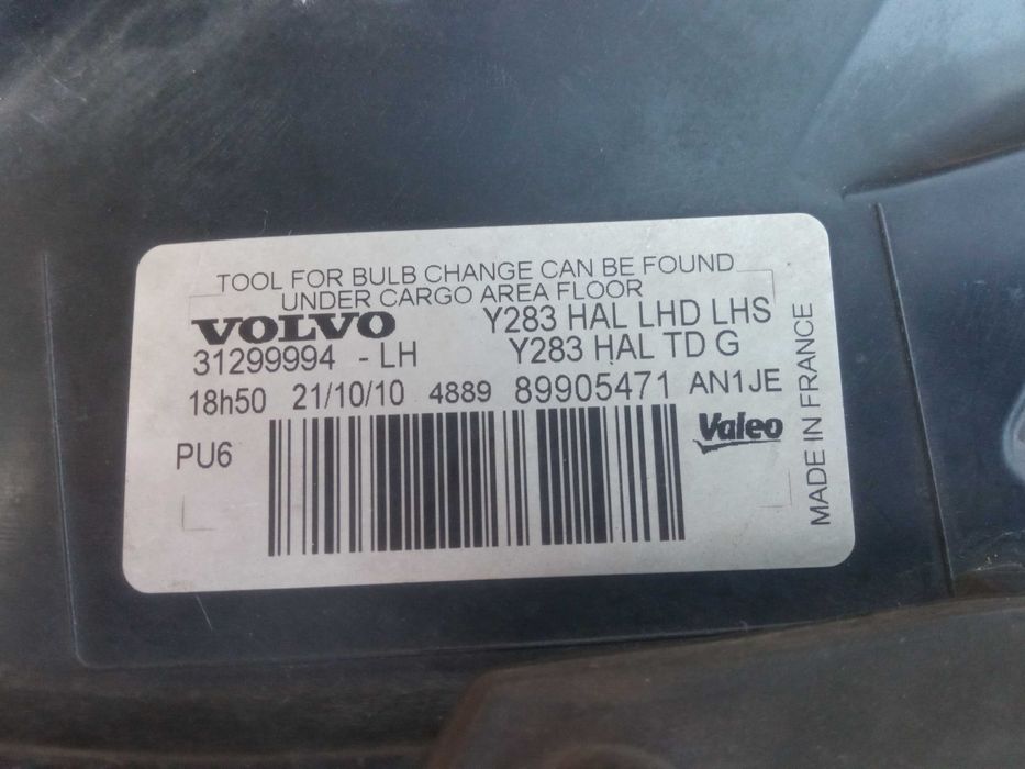 Volvo V60 S60 Lampa Lewa Przednia  2010 Oryginał 2013 Zwykła Ładna