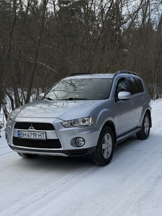 Продам Мітсубісі Аутлендер 2011 року 2.2 дизель