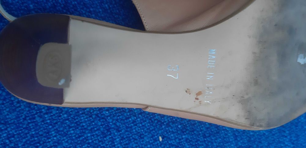 CARVELA buty czółenka bez pięty skóra beżowe r. 37