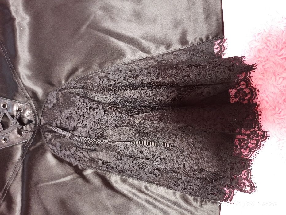 Юбка по фигуре зауженная (футляр -карандаш)